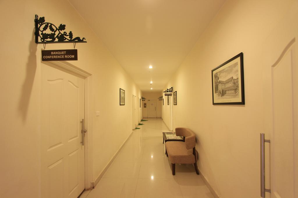Отель Orchid Square Кунур Экстерьер фото